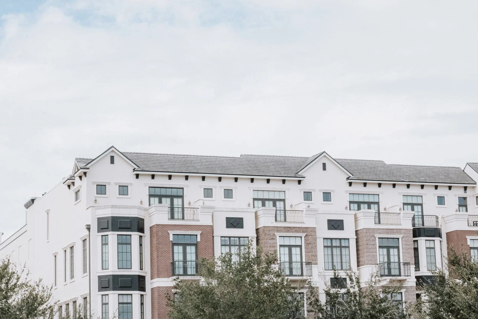 Apartment building in the Twin Cities that relies on property management staffing